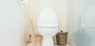 Jakie materiały są najlepsze do produkcji kabin WC przedszkolnych?